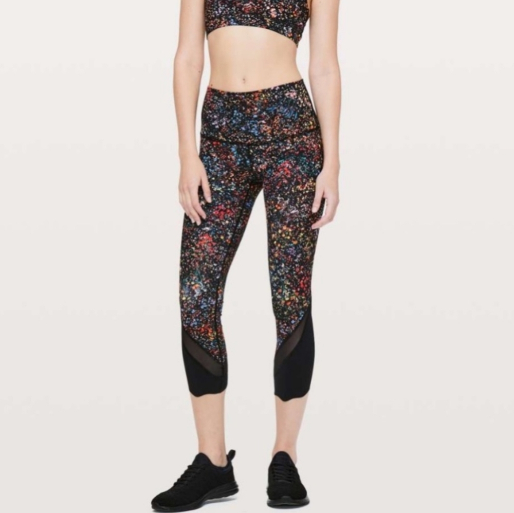 Lululemon Women’s Wunder Under Cropped II Scalloped Floral Yoga Leggings Size 14